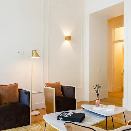 Daire Whome Av Da Liberdade Deluxe With Ac And Parking *