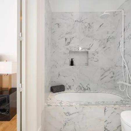 アパート Whome | Av. Da Liberdade Deluxe W/ S-pool, Gym & Parking *