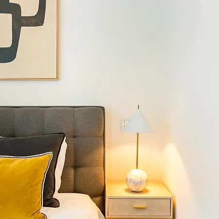 Whome Av Da Liberdade Deluxe With Ac And Parking Apartamento