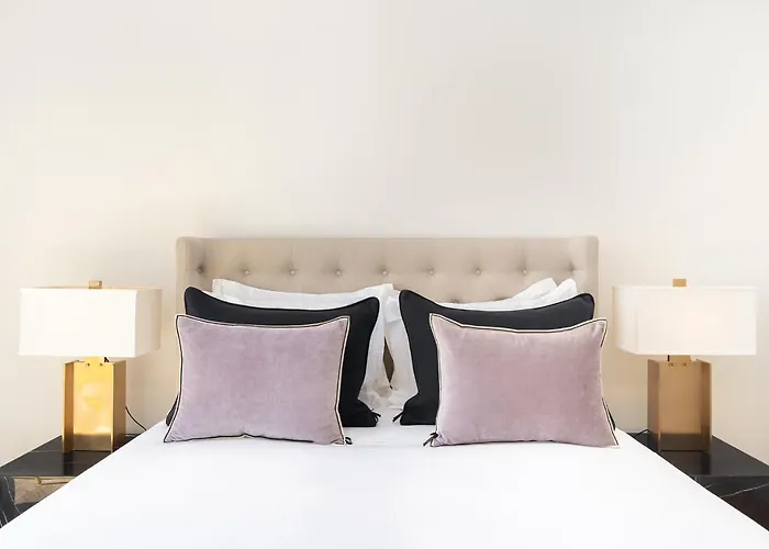 Апартаменты Whome Av Da Liberdade Deluxe With Ac And Parking Лиссабон